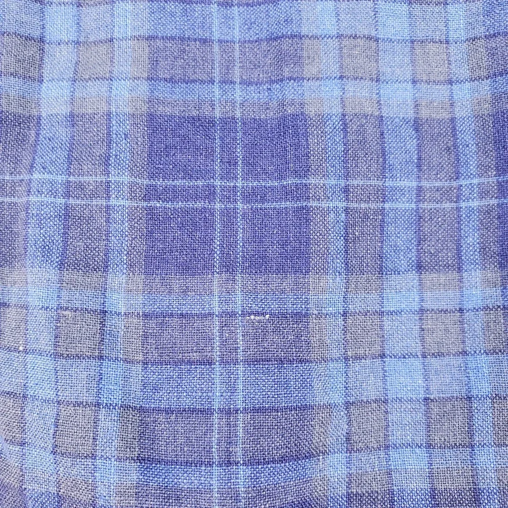 Banana Republic Men's Slim Fit Blue Plaid Linen Button Down Shirt Large flaw